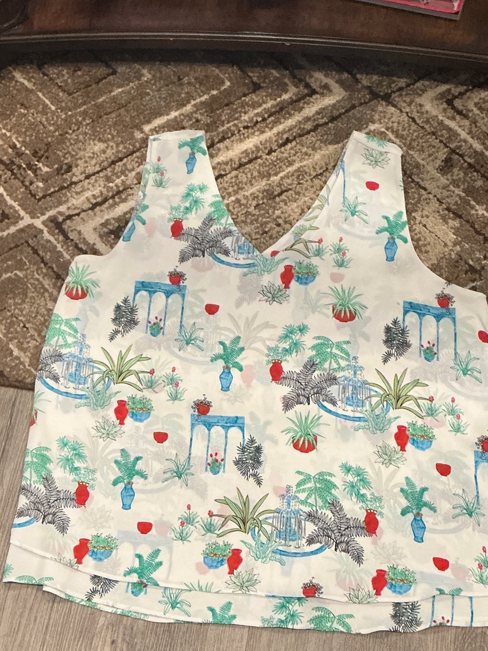 Ann Taylor Factory White Tropical Plant Print Tank Top